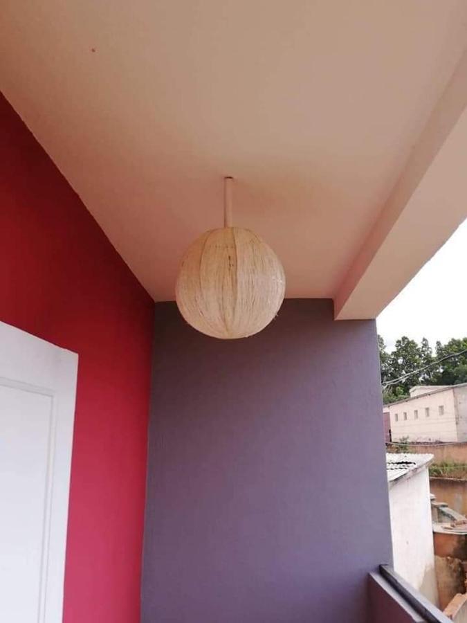 Appartements Andrian Location أنتاناناريفو المظهر الخارجي الصورة